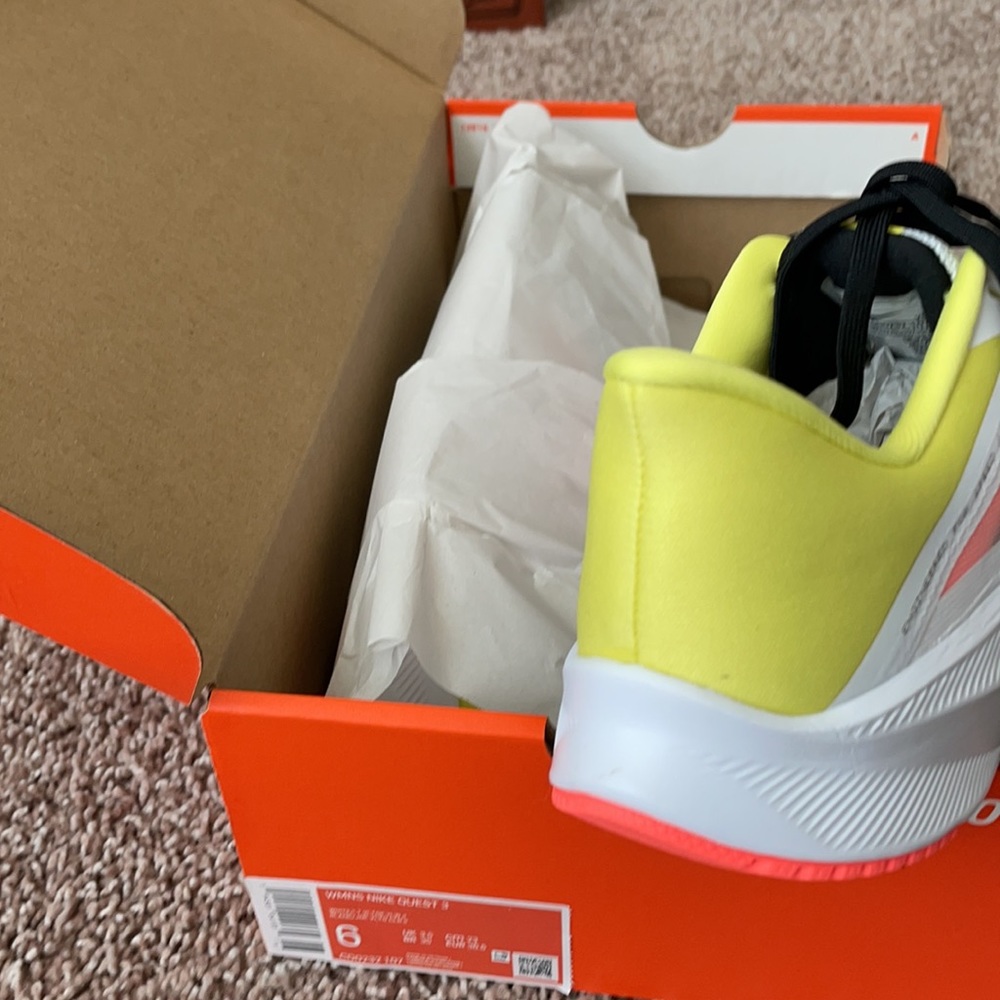 🌟New- Nike Quest 3 - Women’s Size 6 - Picture 7 of 7
